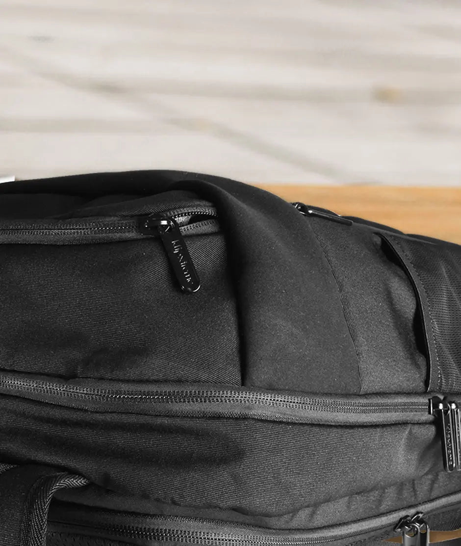 Bolso - Salveque KX Bkpk Laptop KNB-583 16 18Kg Load Black - iStore