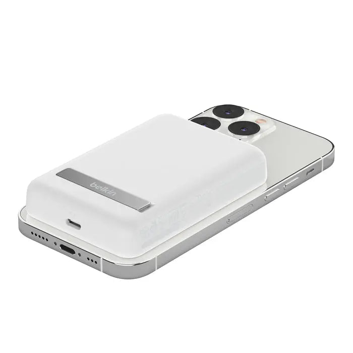 BoostCharge - Batería externa inalámbrica y magnética de 5000 mAh + soporte - Belkin Belkin