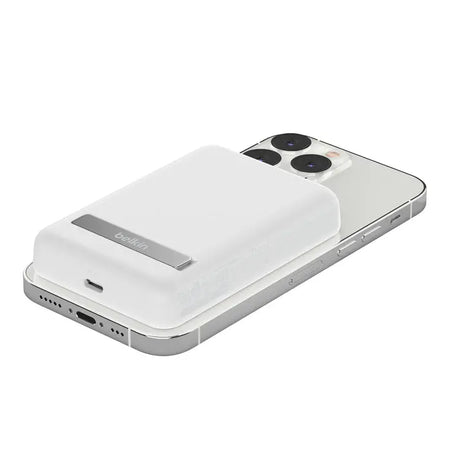 BoostCharge - Batería externa inalámbrica y magnética de 5000 mAh + soporte - Belkin Belkin