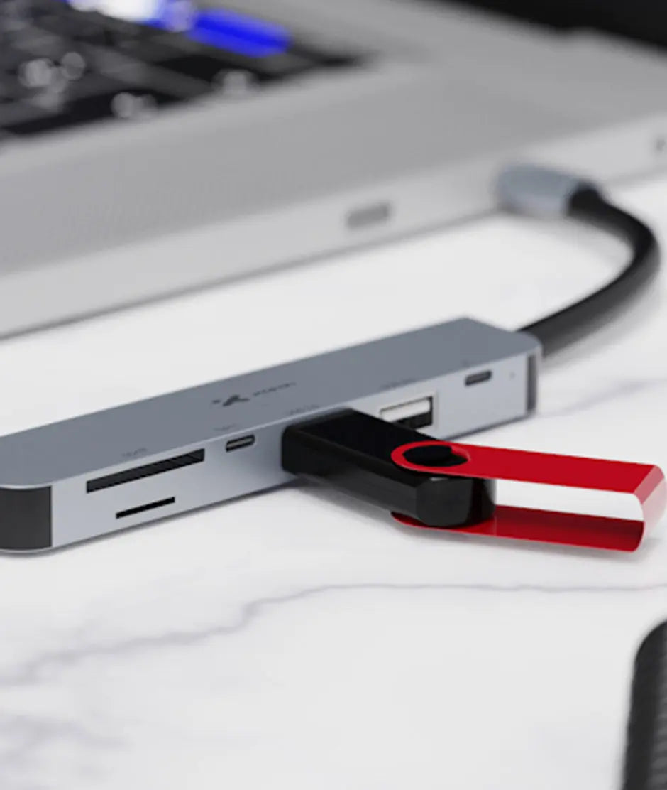 Xteh USB-C 7-in-1 Multiport adapter XTC-571 xtech